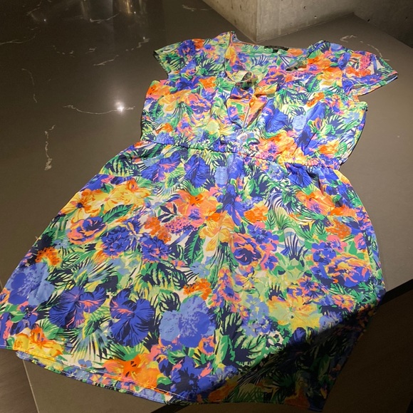 Jessica Simpson Floral Shortsleeved Dress